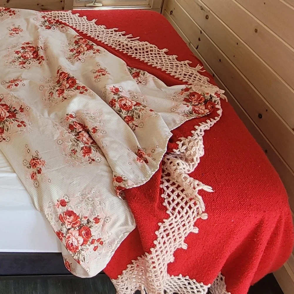 Vintage Bedspread DBL or Queen option - Picture 9 of 12